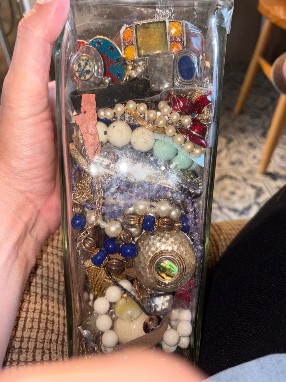 Jewelry jar some wearable some broken mixed - Picture 4 of 6